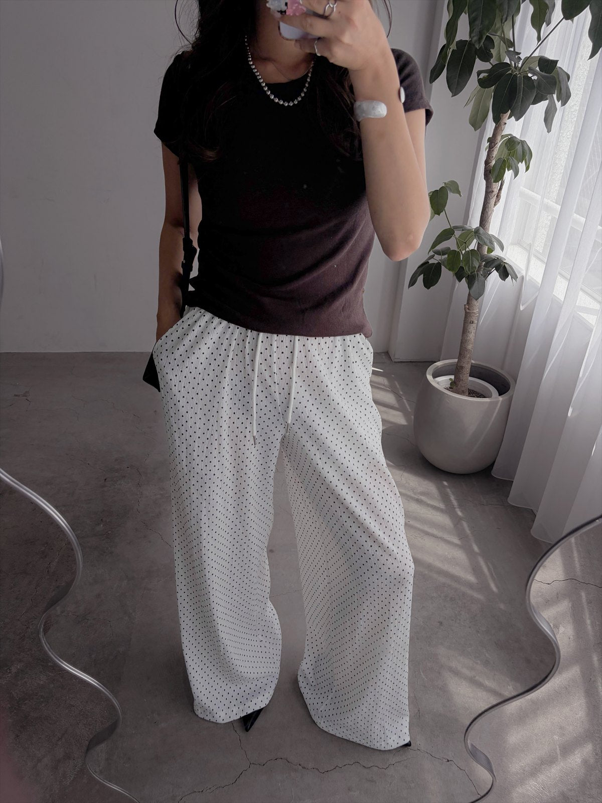 バックロゴTシャツ